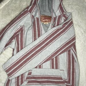 Women’s poncho hoodie